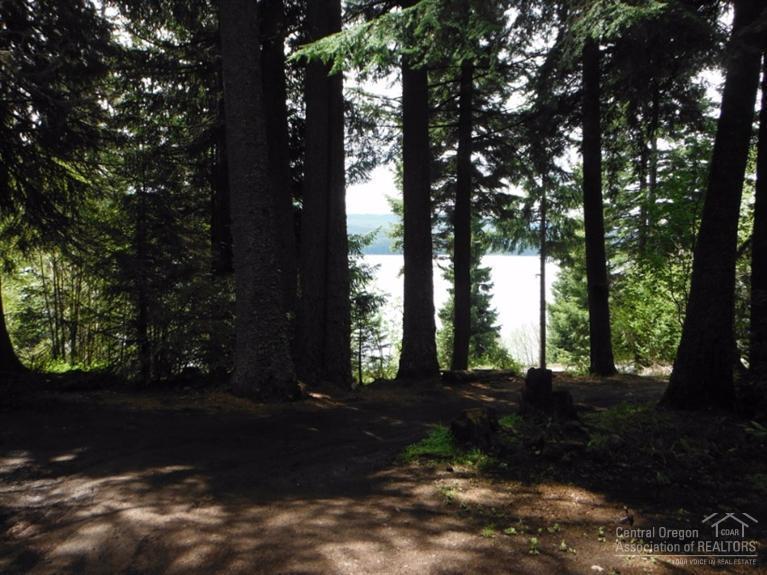 Crescent Lake - Land