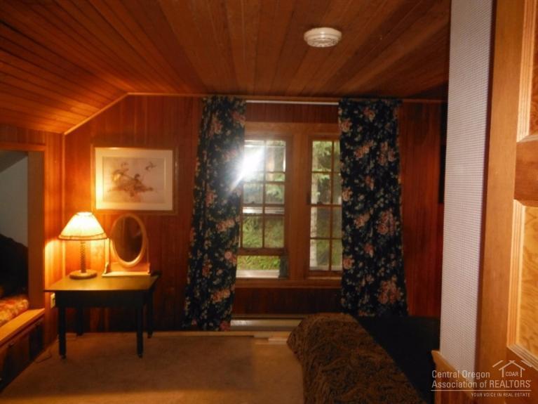 Crescent Lake - Land