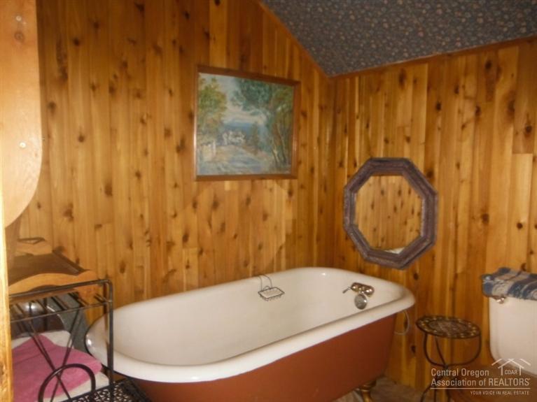 Crescent Lake - Land