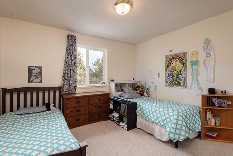 Tiny photo for 905 SW Burns Lane, Madras, OR 97741 (MLS # 220217580)