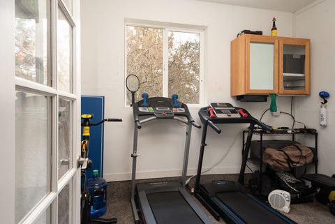 Tiny photo for 905 SW Burns Lane, Madras, OR 97741 (MLS # 220217580)