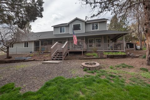 Photo of 905 SW Burns Lane, Madras, OR 97741 (MLS # 220217580)