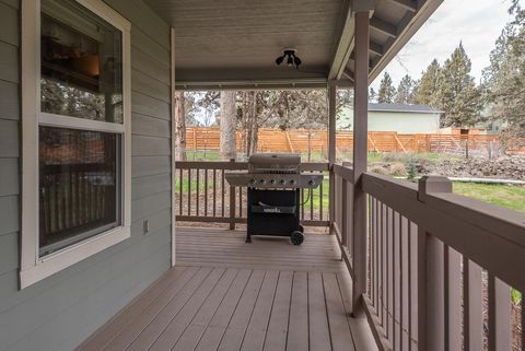 Tiny photo for 905 SW Burns Lane, Madras, OR 97741 (MLS # 220217580)