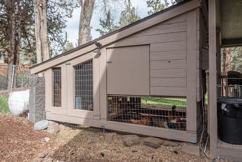 Tiny photo for 905 SW Burns Lane, Madras, OR 97741 (MLS # 220217580)