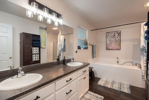 Tiny photo for 905 SW Burns Lane, Madras, OR 97741 (MLS # 220217580)