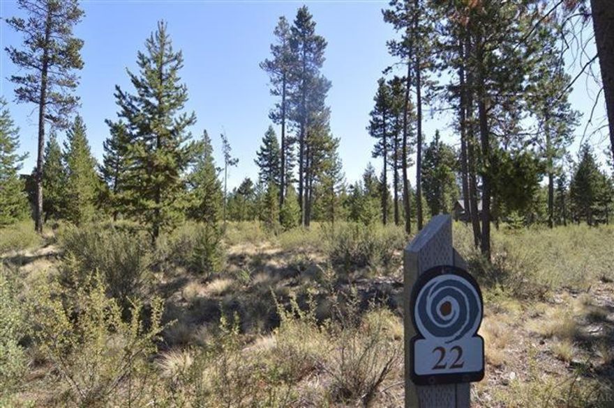 Enjoy Sunlight & Privacy on this Caldera Springs 0.36 Acre Homesite! This gated community offers acres of lakes for kayaking & canoeing, miles of streams & 9 miles of paved paths & soft trails. Enjoy neighborhood amenities including the Lake House & Fitness Center, Zeppa Bistro, the spectacular Quarry Pool, the Bob Cupp-designed Caldera Links & Golf Park, Rainbow Trout fishing in Obsidian & Trailmere Lakes, tennis courts, play ground, parks & more.