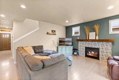 Tiny photo for 21245 SE Golden Market Lane, Bend, OR 97702 (MLS # 220223368)