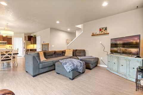 Tiny photo for 21245 SE Golden Market Lane, Bend, OR 97702 (MLS # 220223368)