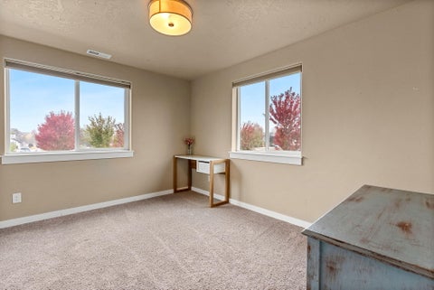 Tiny photo for 21245 SE Golden Market Lane, Bend, OR 97702 (MLS # 220223368)
