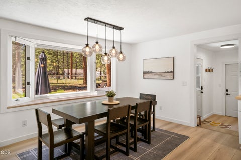 Tiny photo for 69573 Halter, Sisters, OR 97759 (MLS # 220222739)