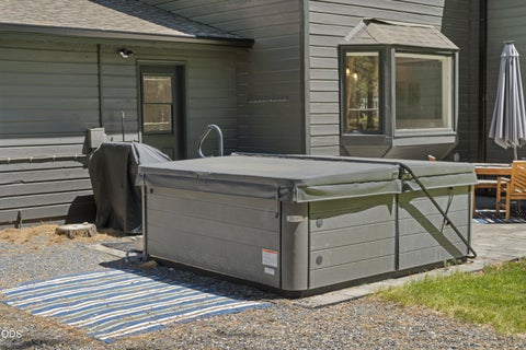 Tiny photo for 69573 Halter, Sisters, OR 97759 (MLS # 220222739)