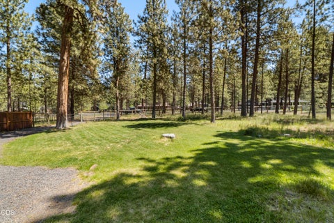 Tiny photo for 69573 Halter, Sisters, OR 97759 (MLS # 220222739)