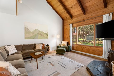 Tiny photo for 69573 Halter, Sisters, OR 97759 (MLS # 220222739)