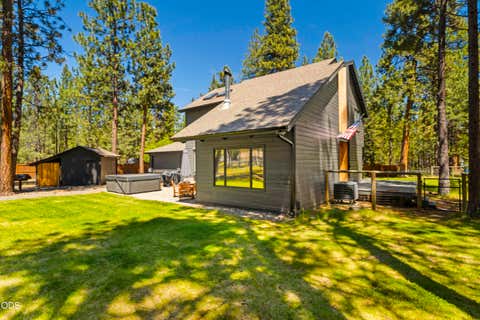 Tiny photo for 69573 Halter, Sisters, OR 97759 (MLS # 220222739)