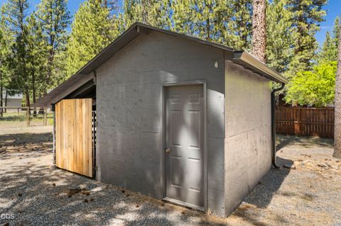 Tiny photo for 69573 Halter, Sisters, OR 97759 (MLS # 220222739)