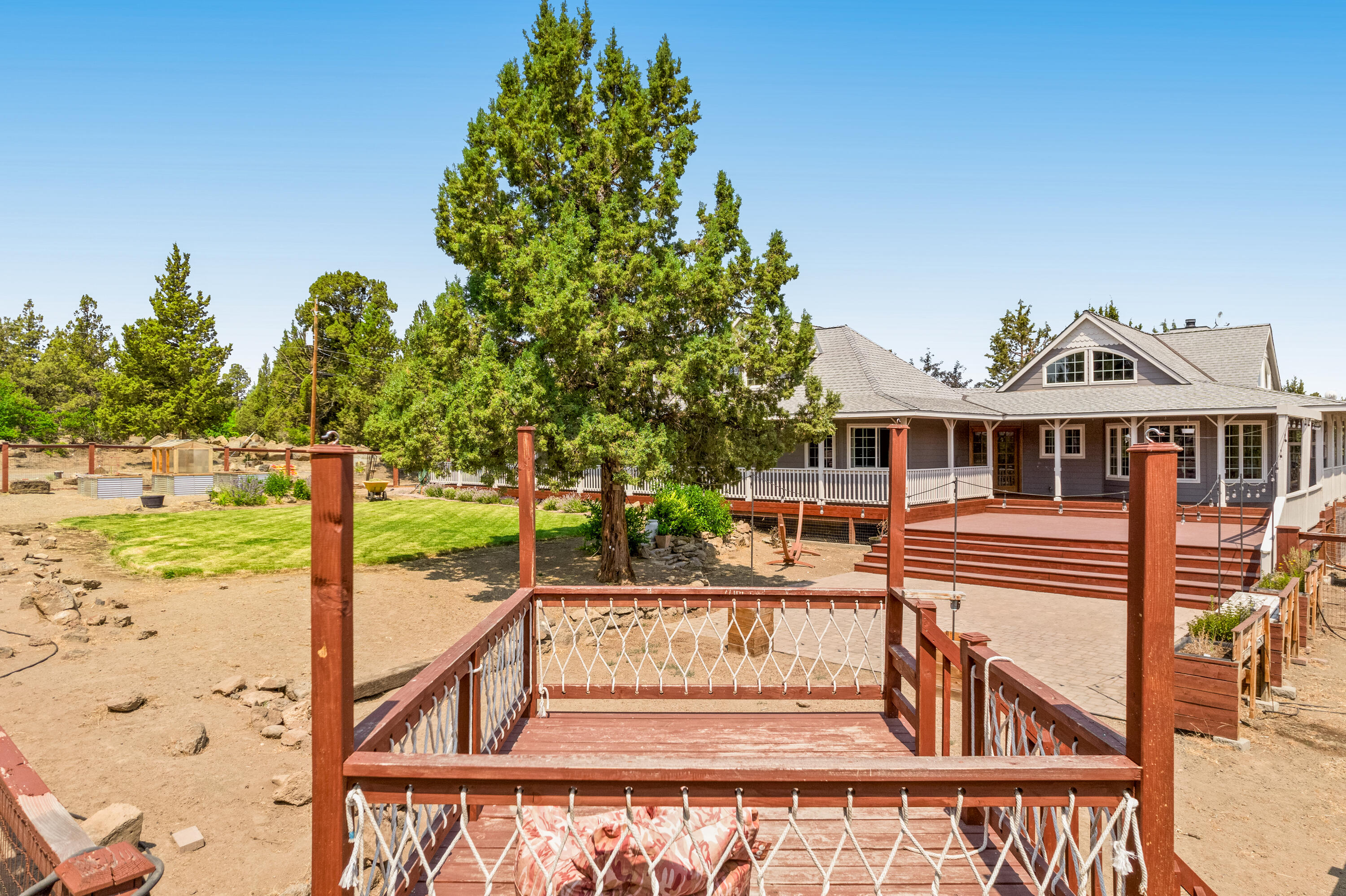 Whispering Pines - Residential