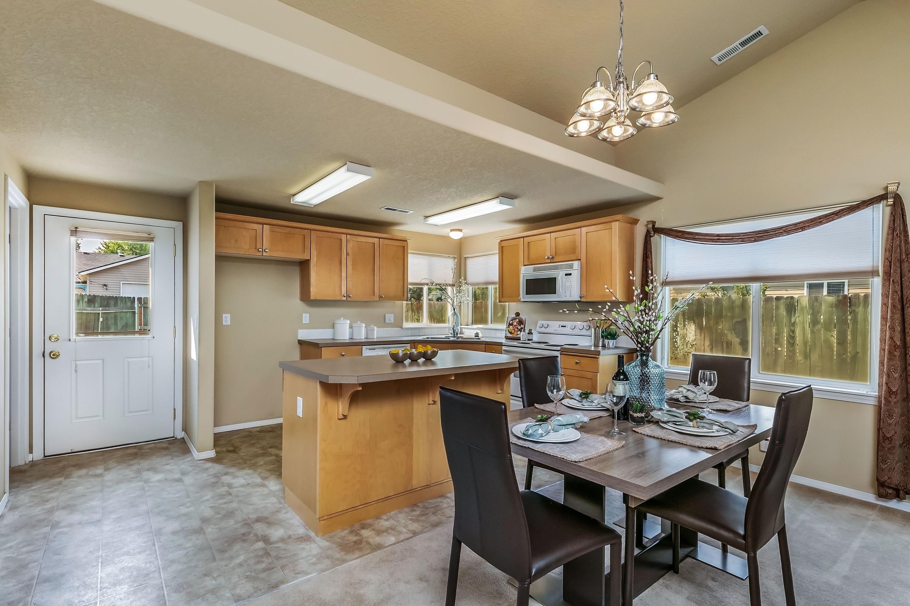 Larkspur - Residential