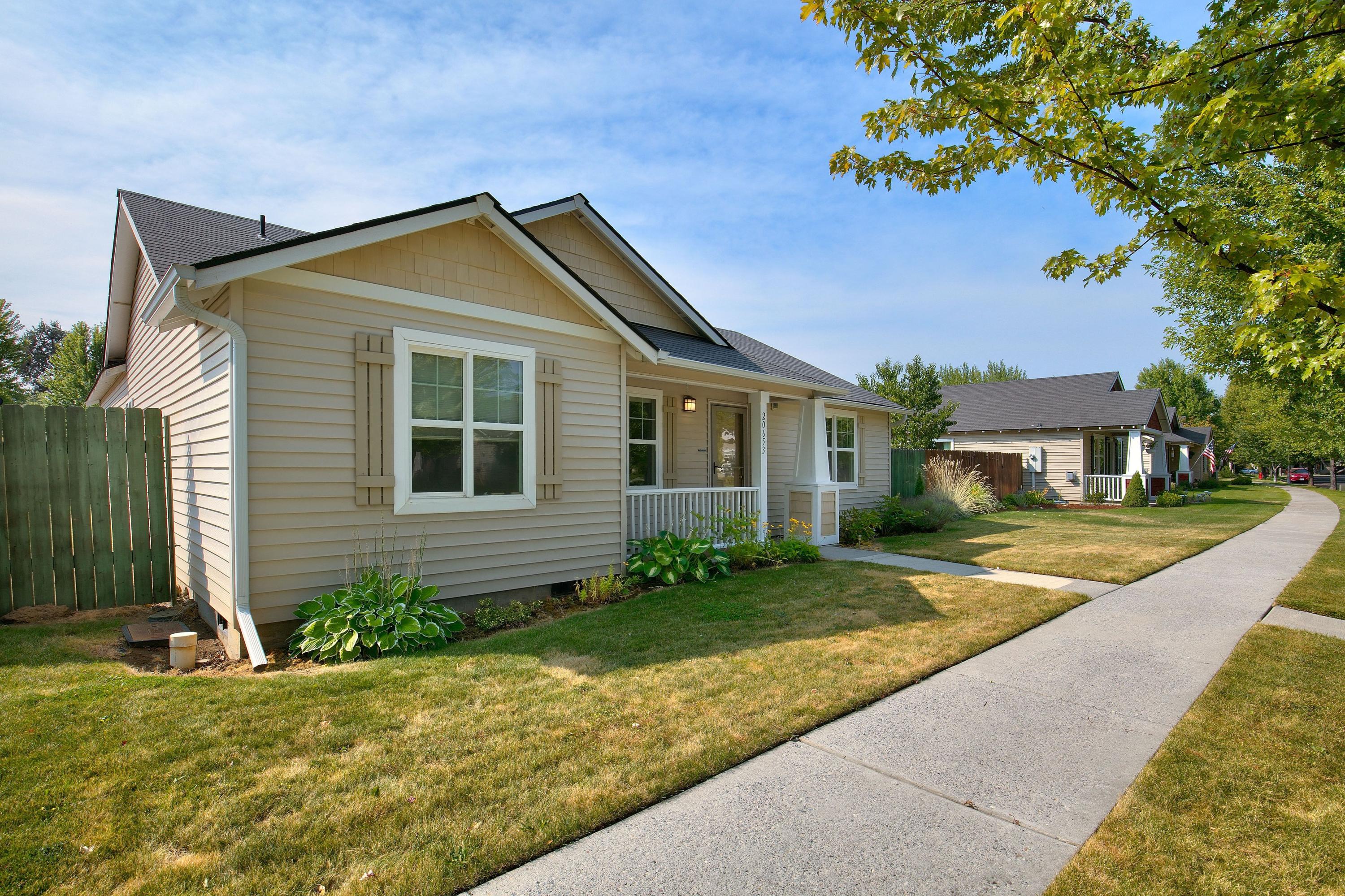 Larkspur - Residential