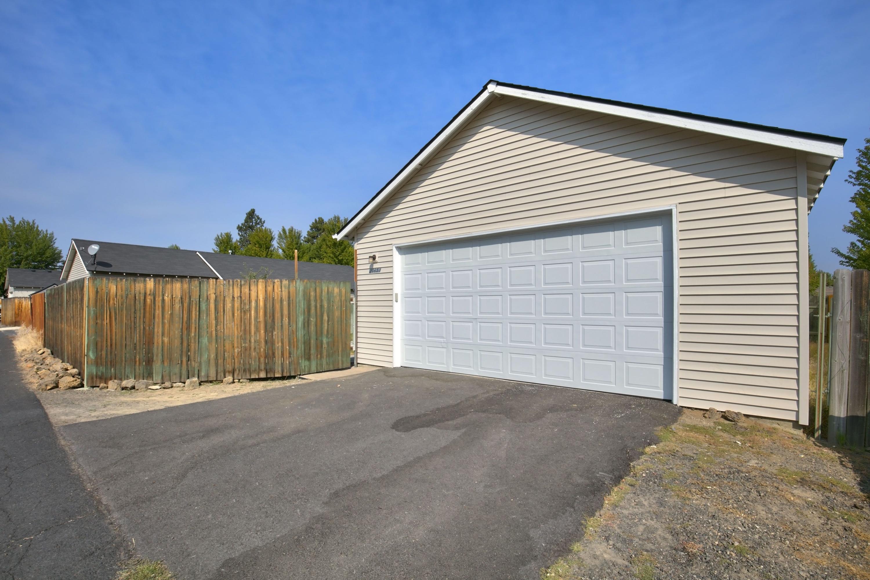 Larkspur - Residential