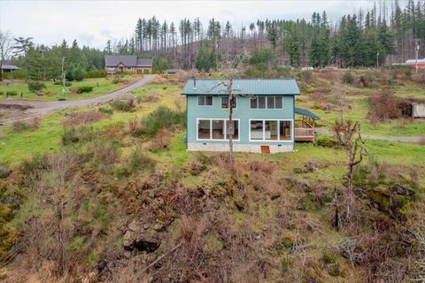 Tiny photo for 33910 Railroad Avenue, Gates, OR 97346 (MLS # 220216867)
