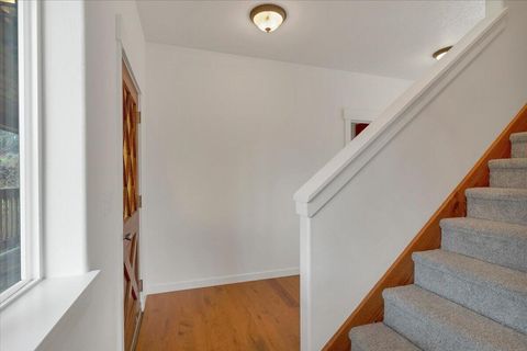 Tiny photo for 33910 Railroad Avenue, Gates, OR 97346 (MLS # 220216867)