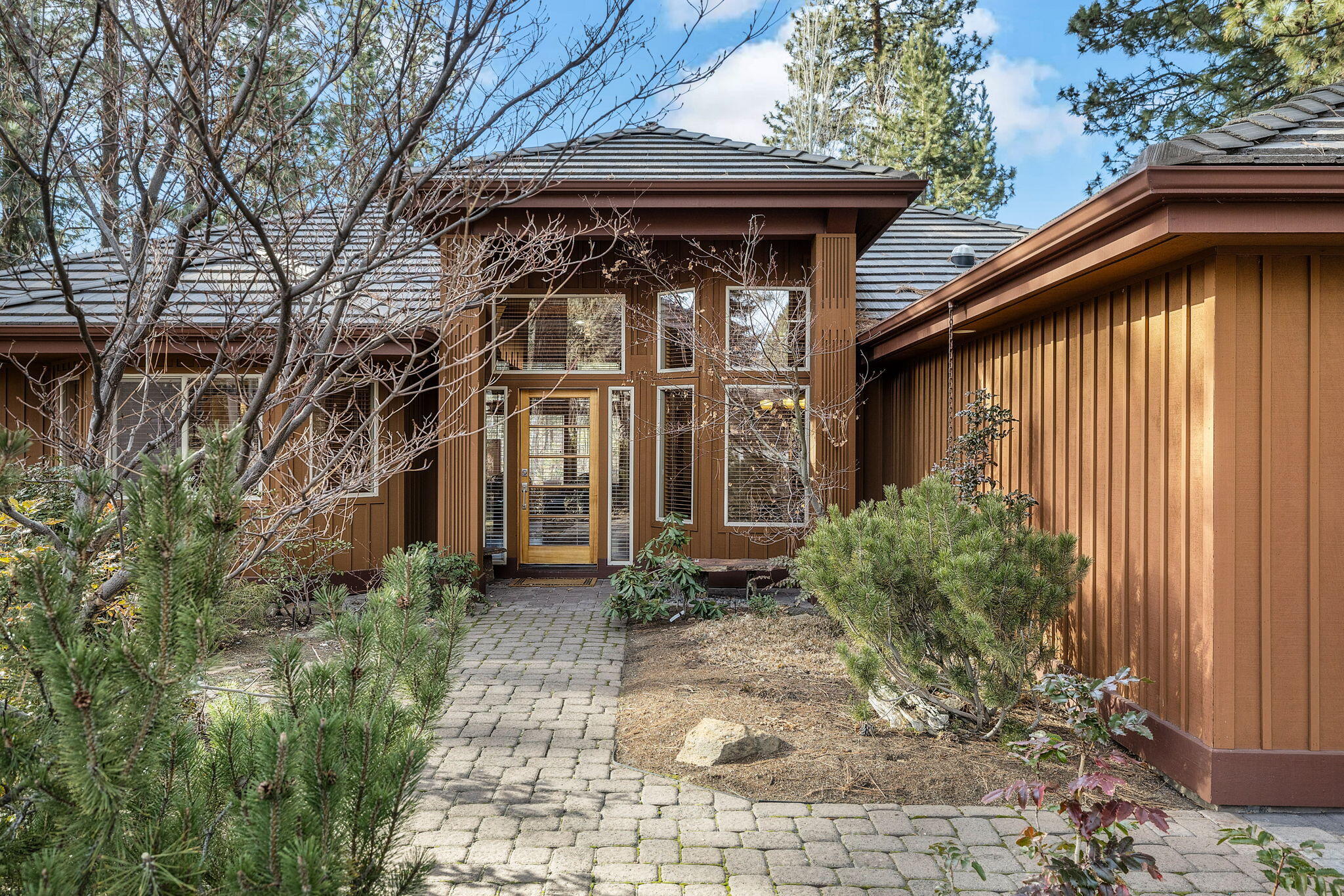 19557 Green Lakes Loop