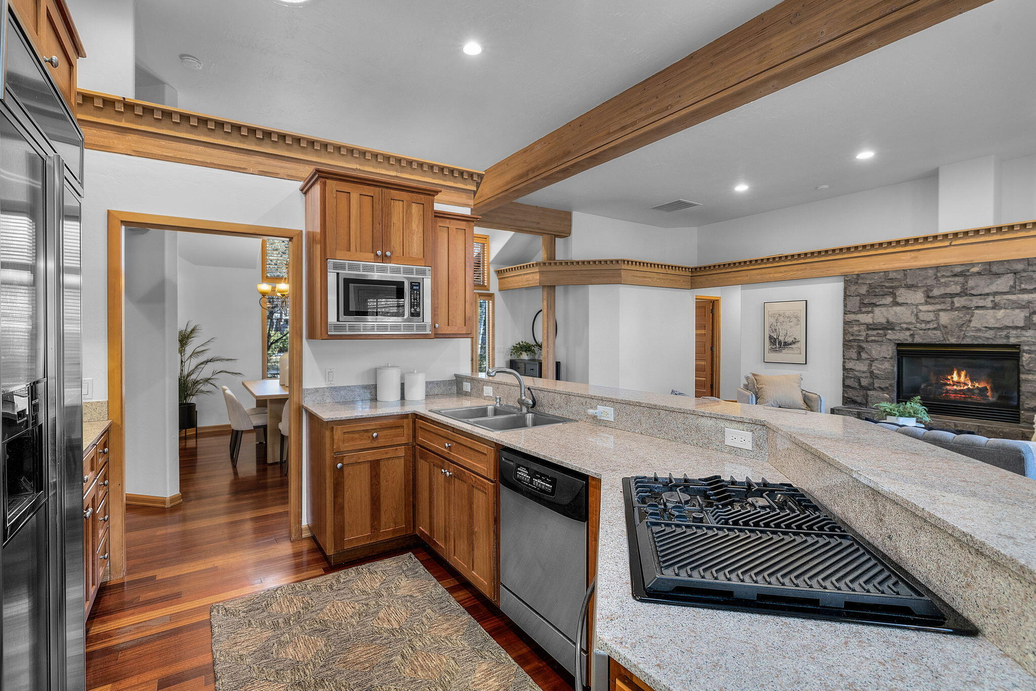 Broken Top - Residential