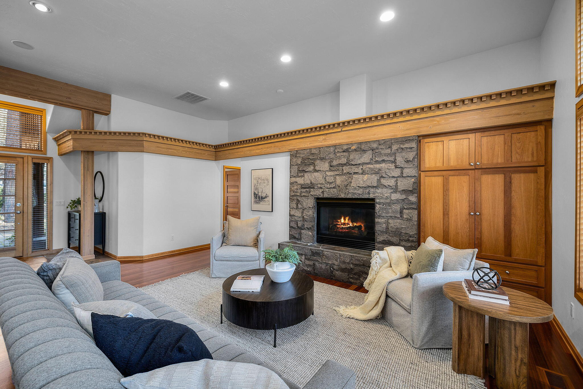 Broken Top - Residential