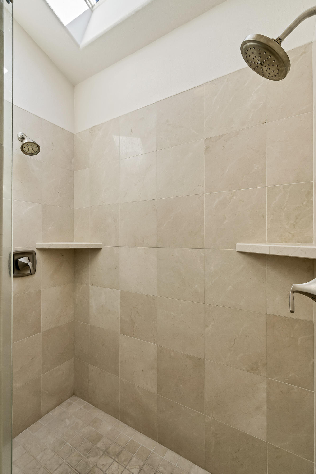 Broken Top - Residential