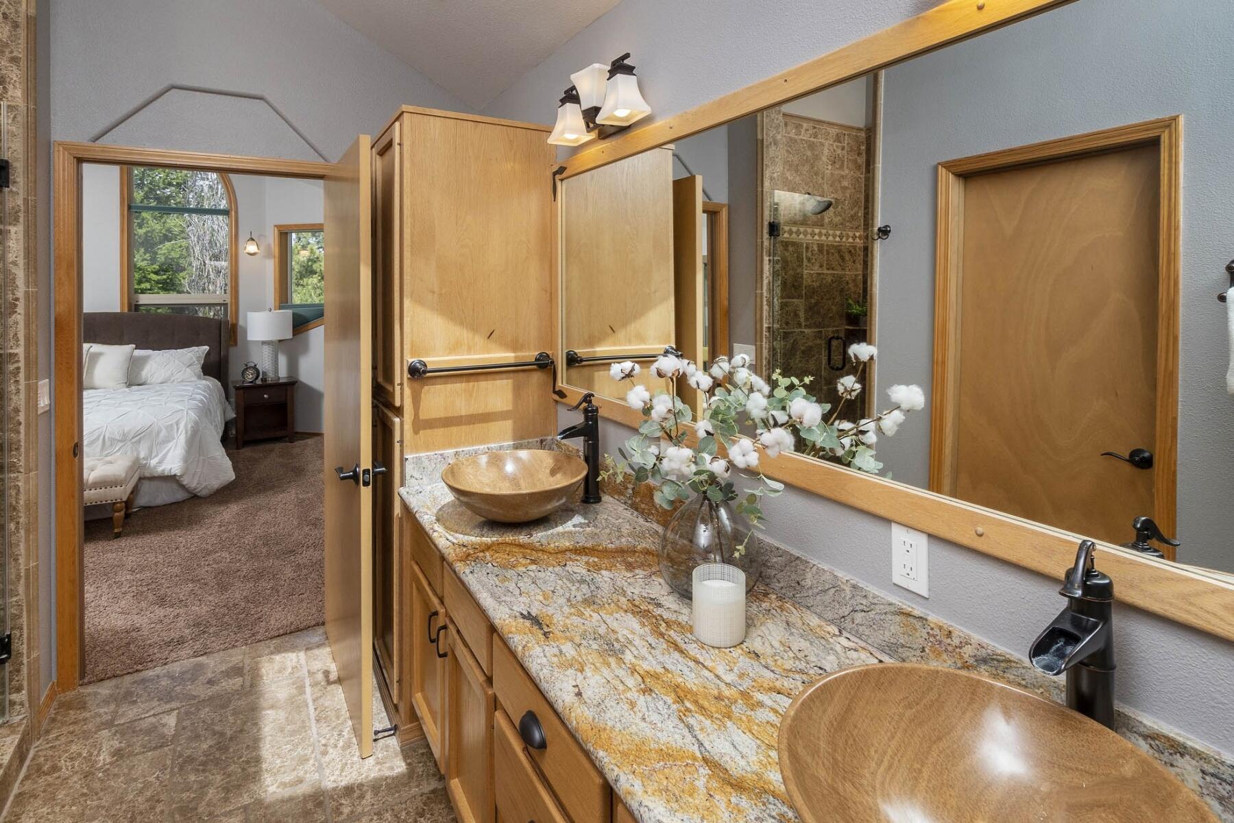 Fairway Point Villag - Residential