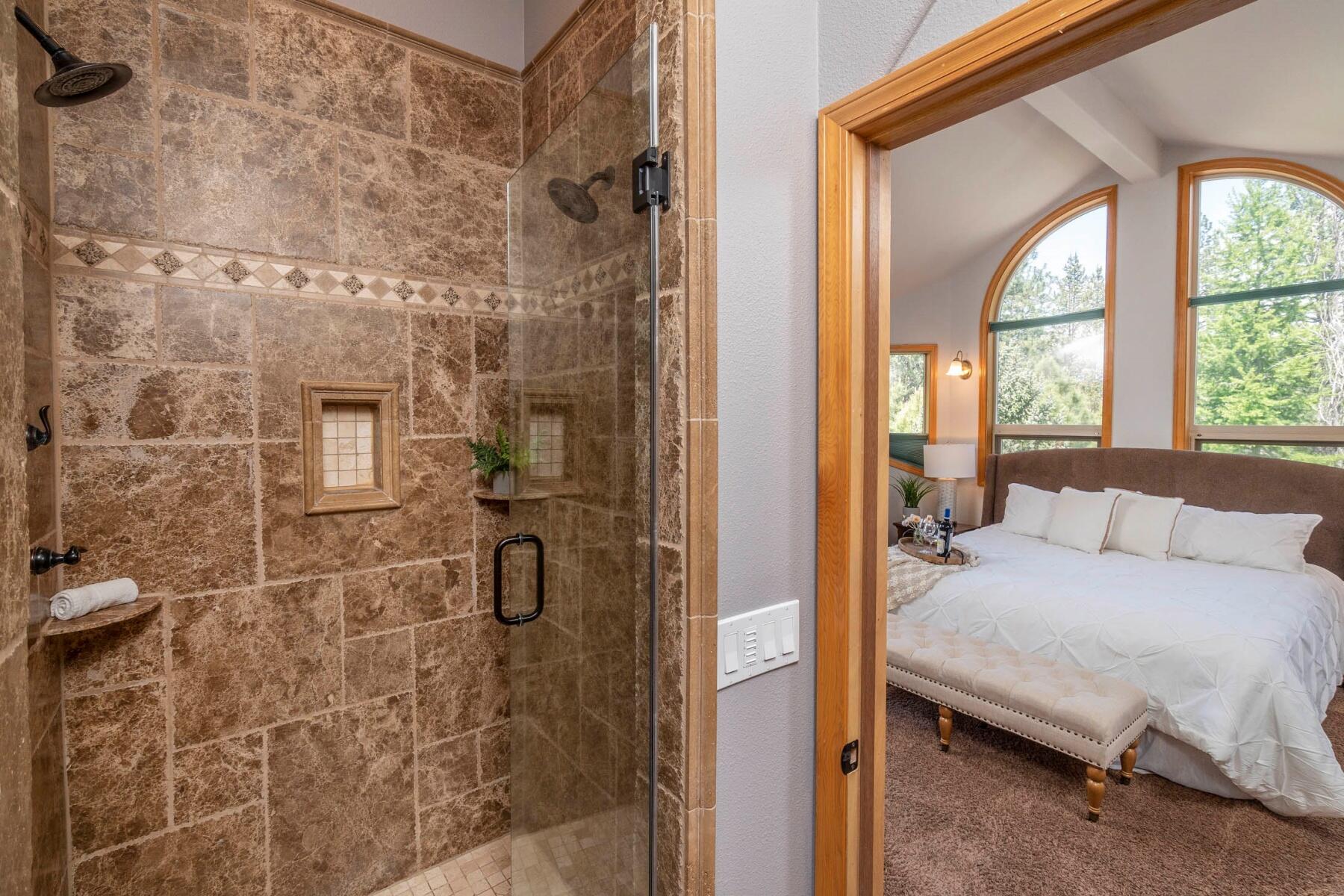 Fairway Point Villag - Residential