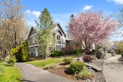 Tiny photo for 1868 NW F Street, Grants Pass, OR 97526 (MLS # 220217693)