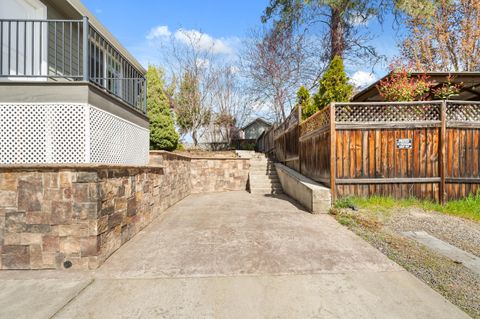 Tiny photo for 1868 NW F Street, Grants Pass, OR 97526 (MLS # 220217693)