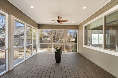 Tiny photo for 1868 NW F Street, Grants Pass, OR 97526 (MLS # 220217693)