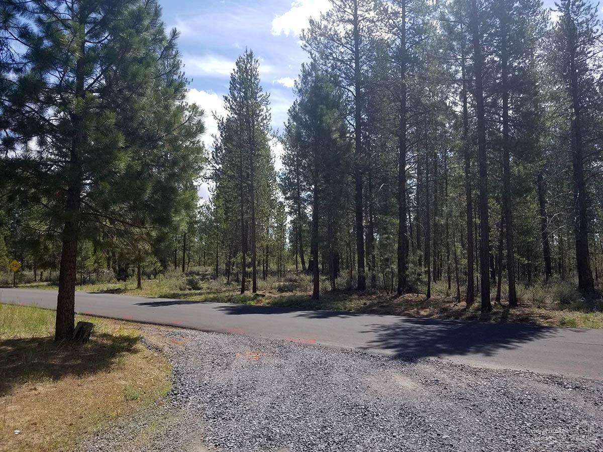 Wagon Trail Acreages - Land