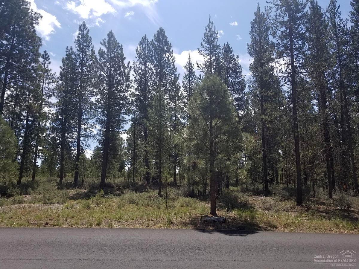 Wagon Trail Acreages - Land