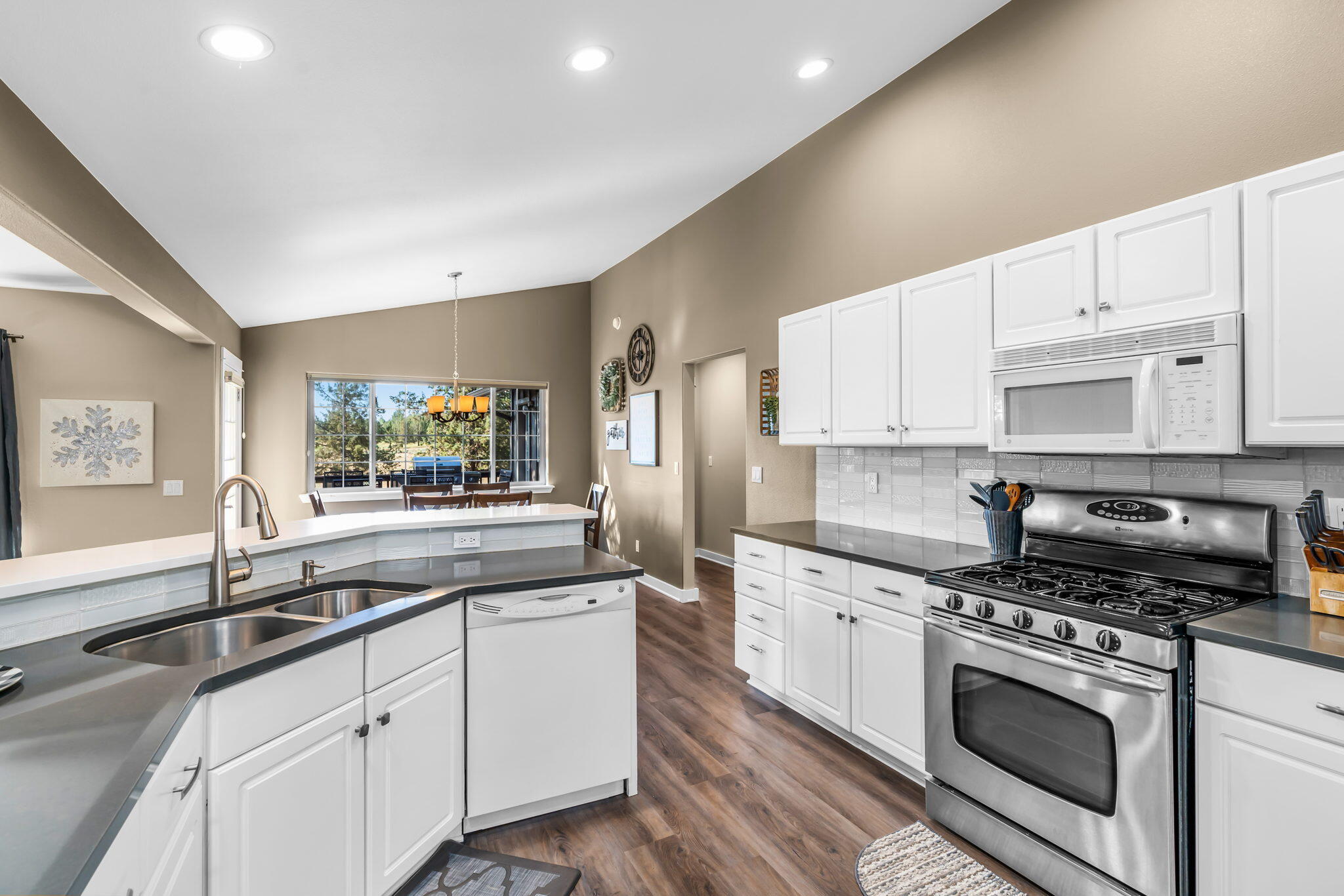 Eagle Crest - Residential