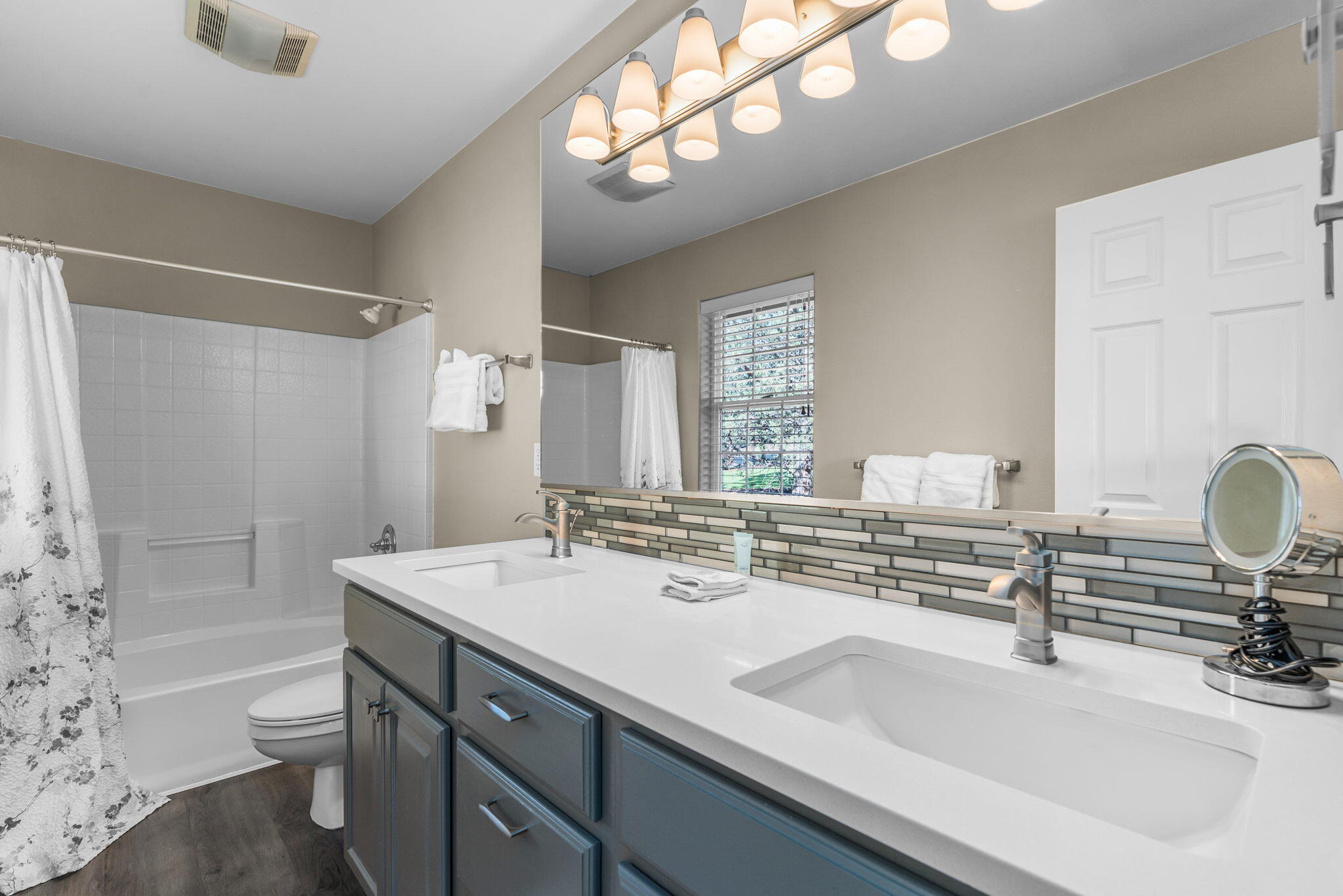 Eagle Crest - Residential