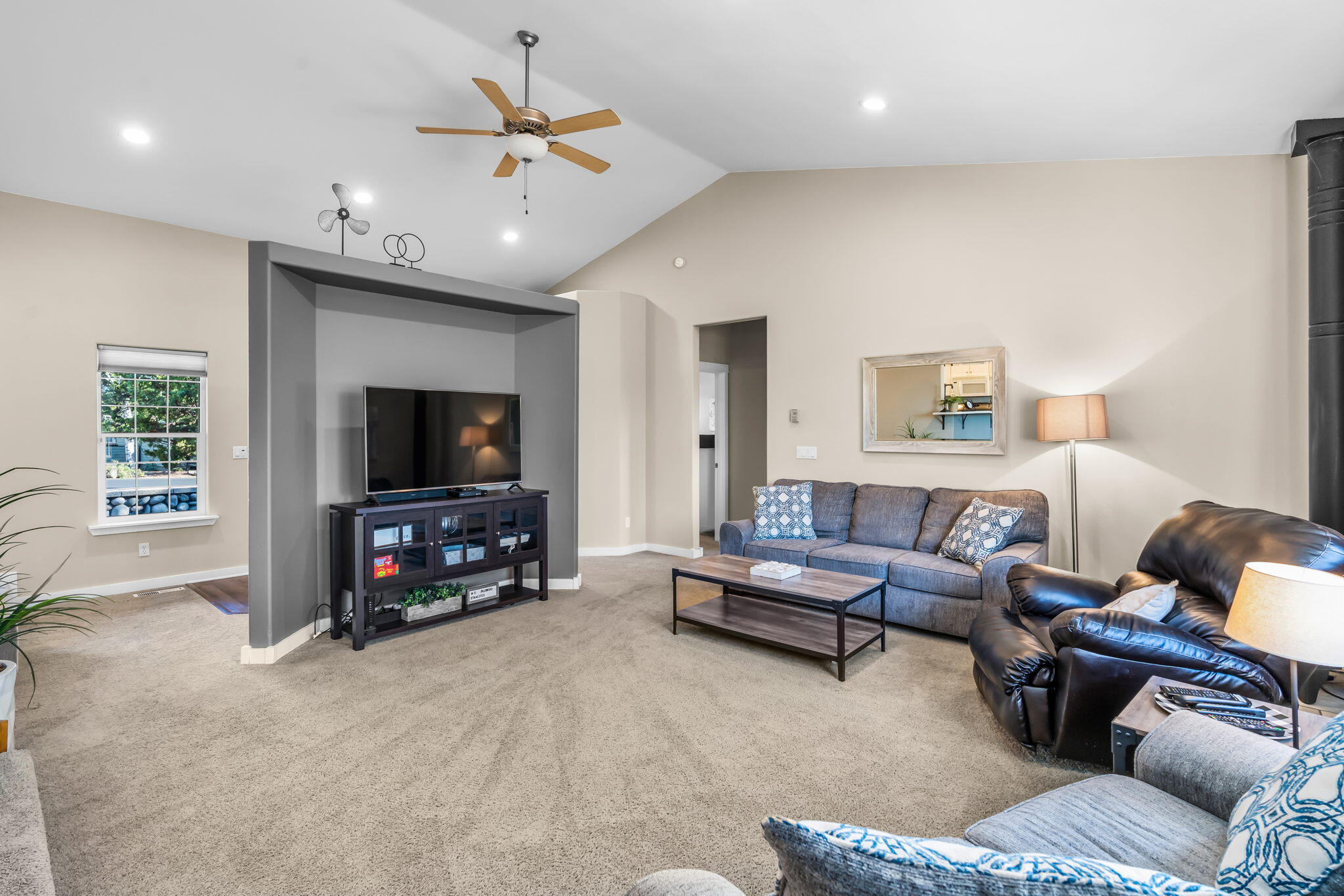 Eagle Crest - Residential