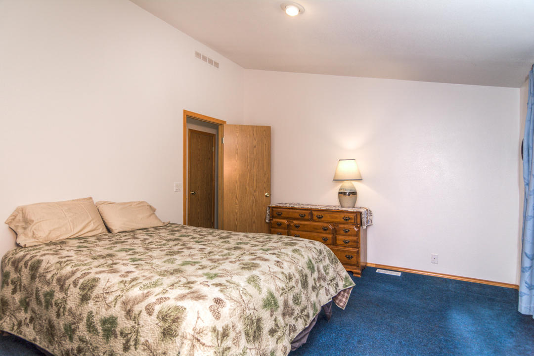 Ponderosa Pines - Residential