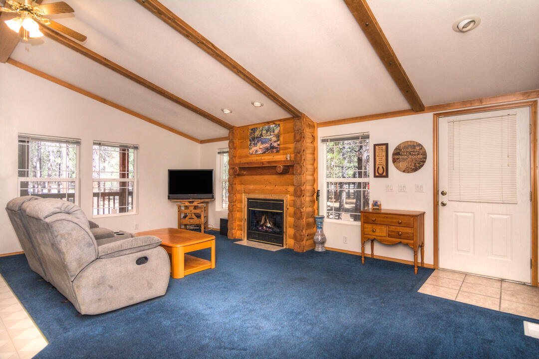 Ponderosa Pines - Residential