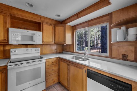 Tiny photo for 70936 Chicory #GH 196, Black Butte Ranch, OR 97759 (MLS # 220214922)