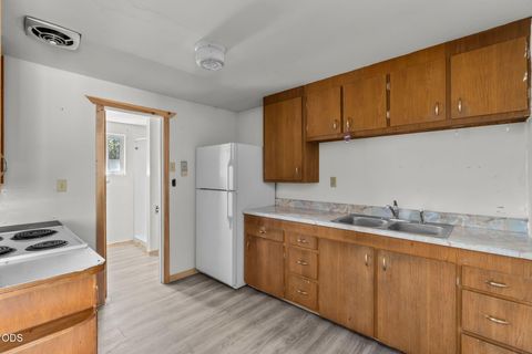 Tiny photo for 29001 NE Duncan Creek RD, Prineville, OR 97754 (MLS # 220224512)