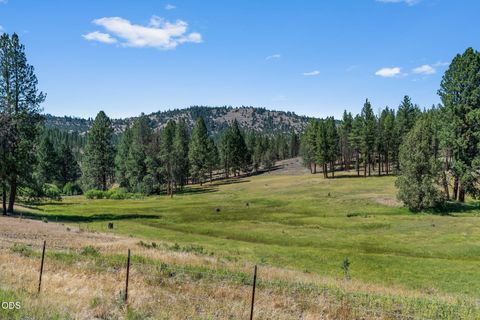Tiny photo for 29001 NE Duncan Creek RD, Prineville, OR 97754 (MLS # 220224512)