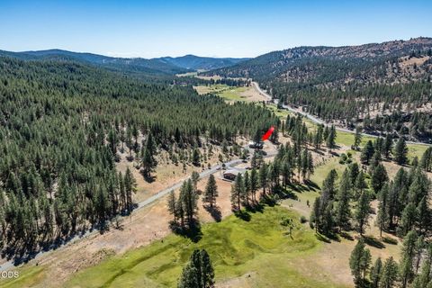 Tiny photo for 29001 NE Duncan Creek RD, Prineville, OR 97754 (MLS # 220224512)