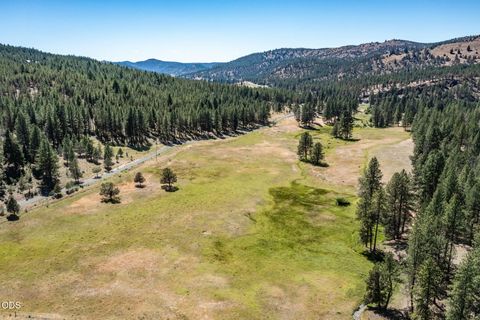 Tiny photo for 29001 NE Duncan Creek RD, Prineville, OR 97754 (MLS # 220224512)
