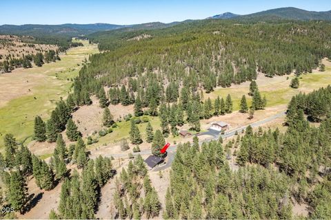 Tiny photo for 29001 NE Duncan Creek RD, Prineville, OR 97754 (MLS # 220224512)