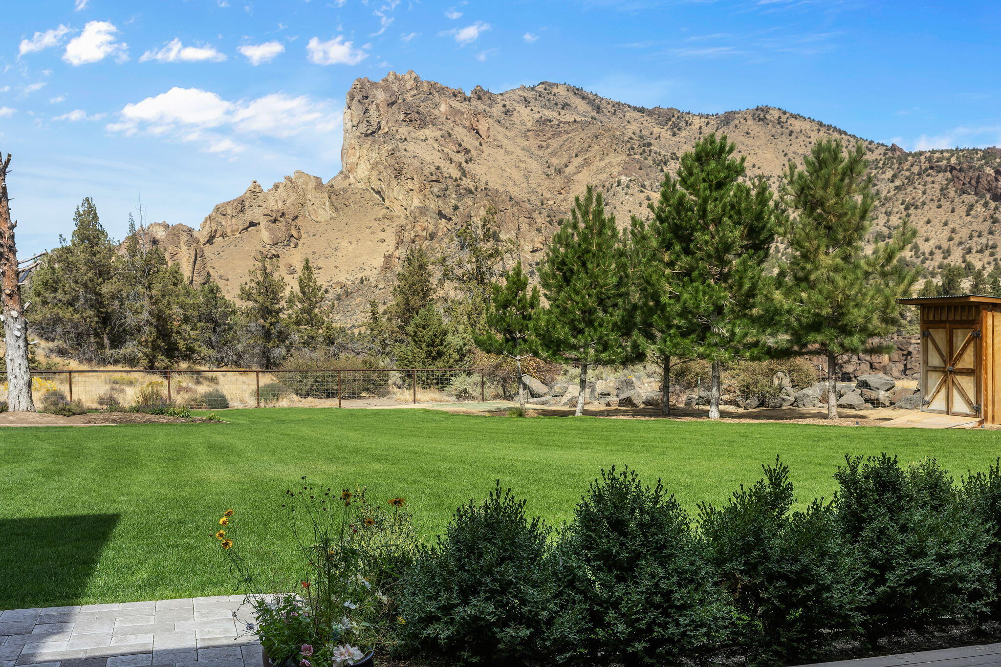 Rock And River - Residential