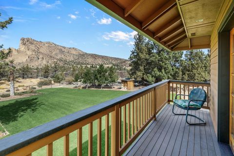 Tiny photo for 3885 NE Xenolith Street, Terrebonne, OR 97760 (MLS # 220213035)