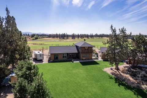 Tiny photo for 3885 NE Xenolith Street, Terrebonne, OR 97760 (MLS # 220213035)